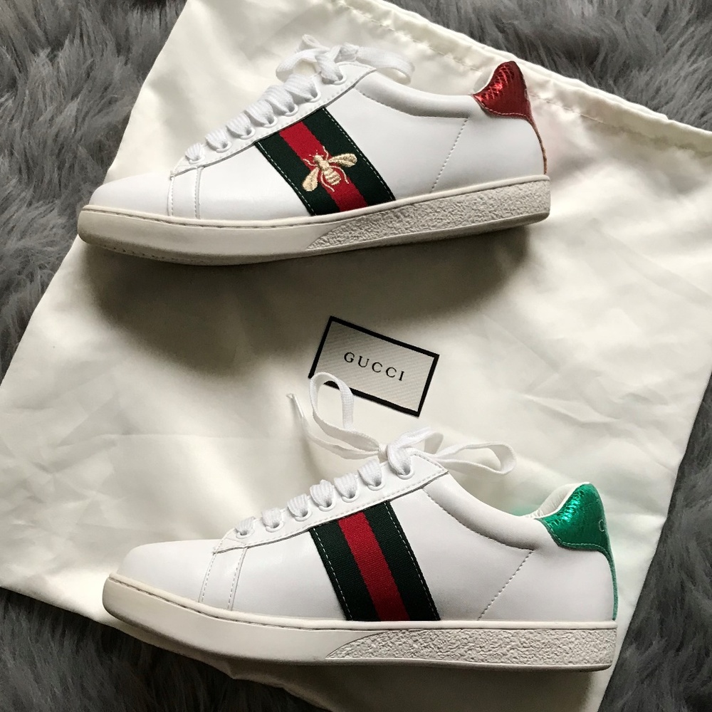 Women's Ace Bee Sneakers